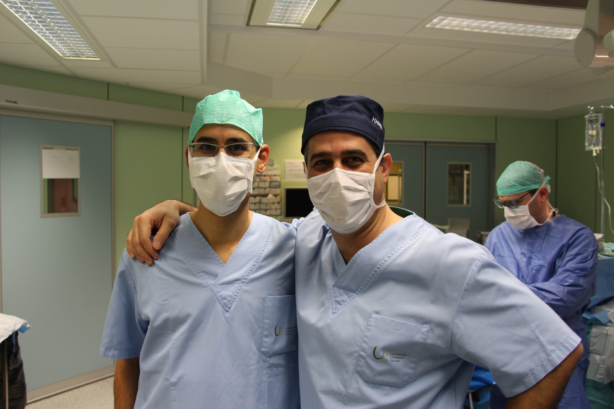 Drs Anzarut and Hamdi performing a DIEP breast reconstruction